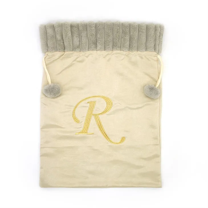 Jättebokstav julstrumpa