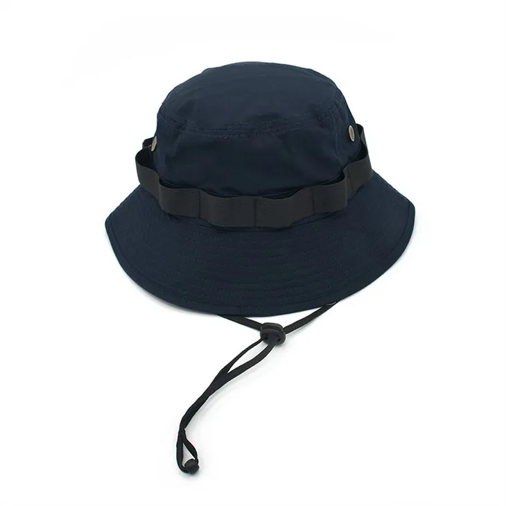 Fjädrande polyesterkepsar